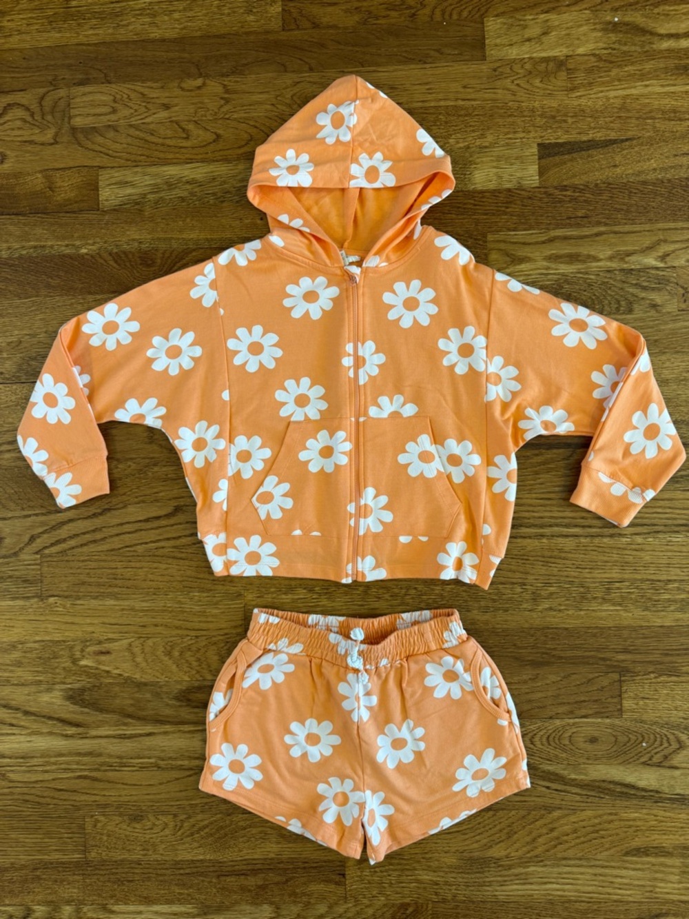 Jessica Simpson Brand Orange Daisy Print Hoodie & Short Set - GC - Size 8